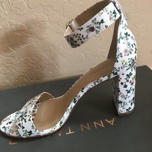 Ann Taylor Leather Leannette Floral Sandals